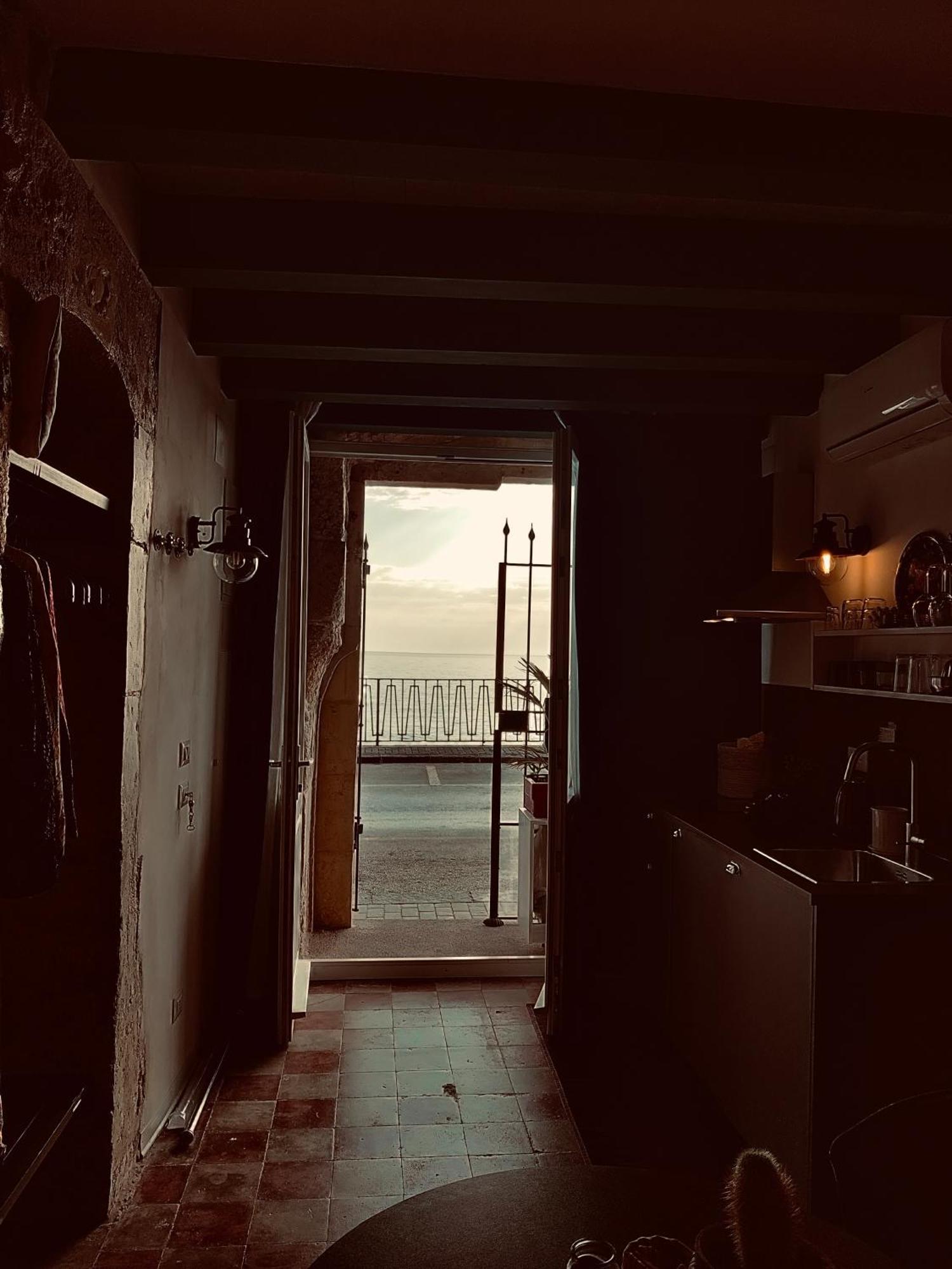 Salty Soul Sea View Ortigia Villa Syracuse Exterior photo