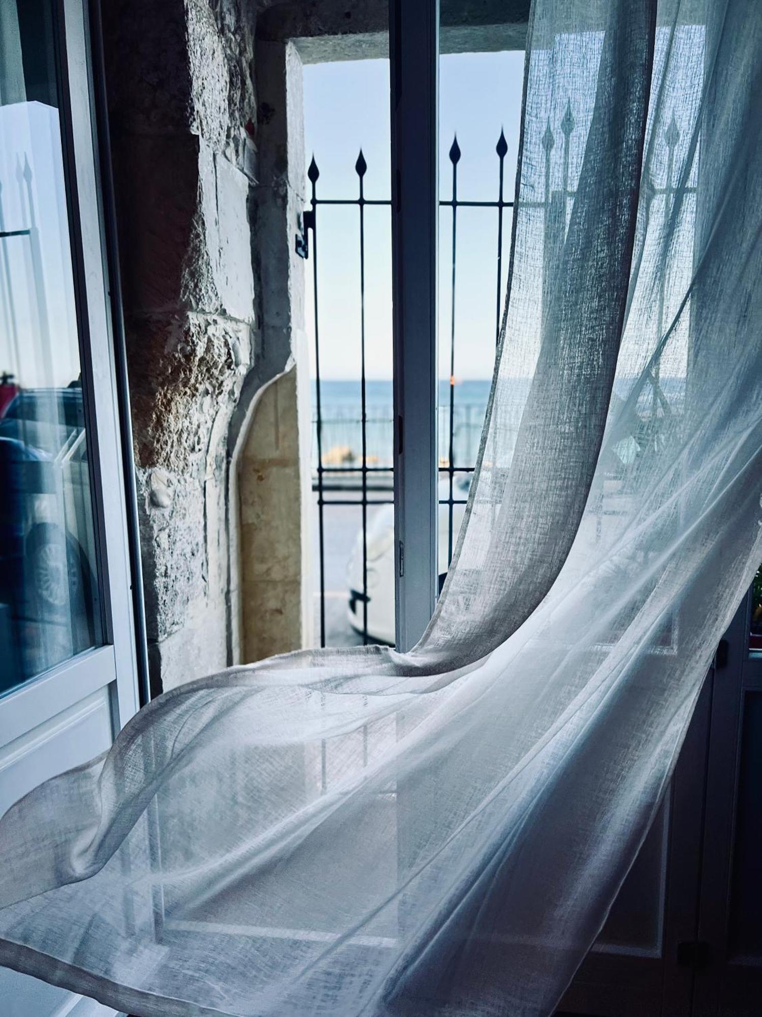 Salty Soul Sea View Ortigia Villa Syracuse Exterior photo