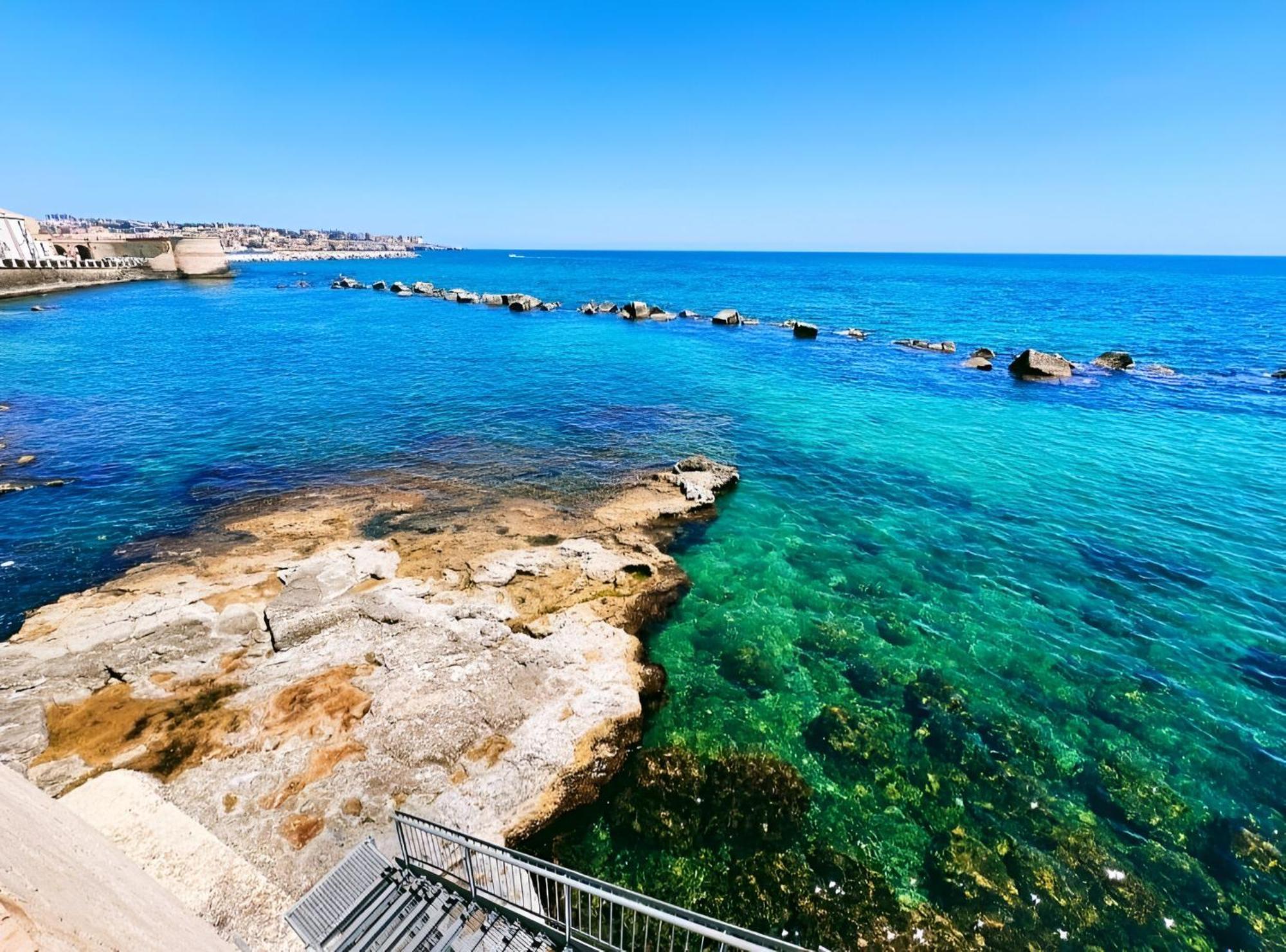 Salty Soul Sea View Ortigia Villa Syracuse Exterior photo